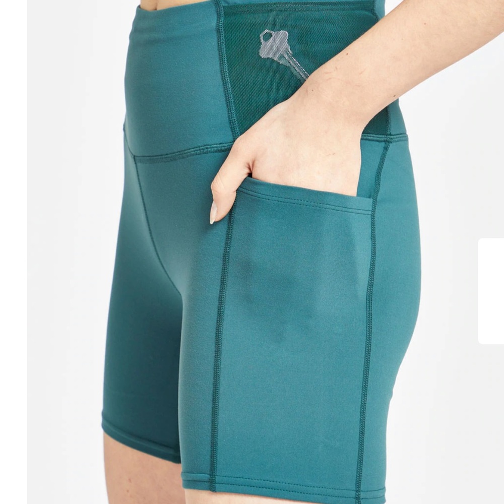 Oiselle Pocket Jogger Shorts NWT